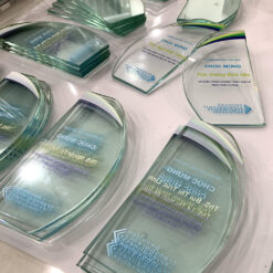 Alternative view of In Uv Trên Kính